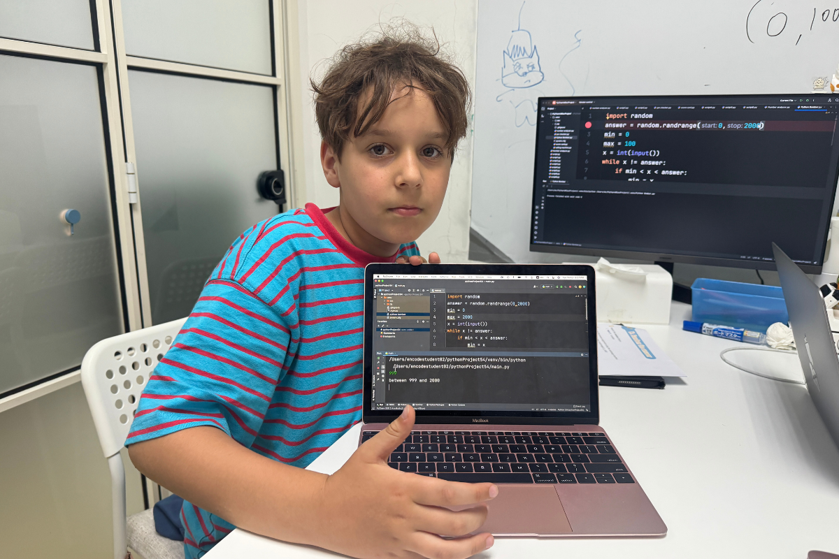An Encode Education student mastering universal computational logic in a Hong Kong classroom.